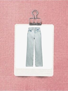 Zara Women's Straight Leg Jeans in Light Blue